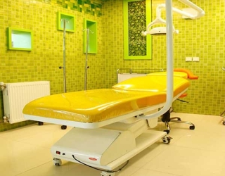 کلینیک لیزر ماه در شیراز