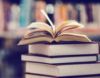 خریدار کتاب خارجی و ایرانی