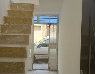 1000000930