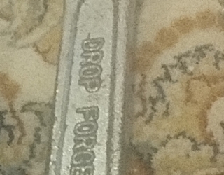 متر و آچار فرانسه 
