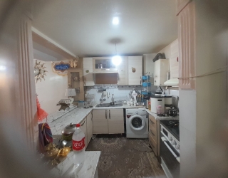 1000018053