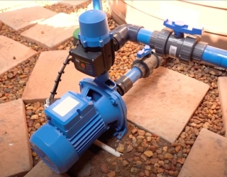 1710226609_Domestic-water-pump-motor-1024x652 روداب پمپ – تعمیر، سرویس و نصب انواع پمپ آب و شناور در محل شما.