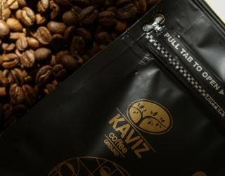 فروش انواع دانه و پودر قهوه و پودرهای نوشیدنی فوری کلاسیک و رژیمی با کیفیت عالی