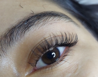 اکستنشن مژه 