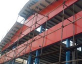 اجرای سقف و دیواره با ساندویچ پانل اجرای کامل سقف شیبدار از صفر تا صد با تخصص 4 دهه! (سالن پوشش) / 09391431941