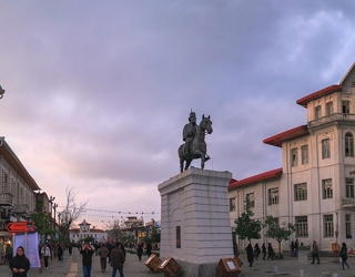 مغازه میدان شهرداری رشت