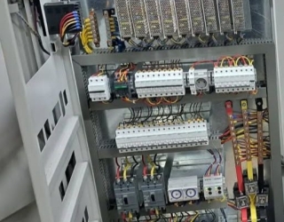 IMG_۲۰۲۵۱۲۰۷_۰۰۱۰۳۲ آموزش برق ساختمان و صنعتی