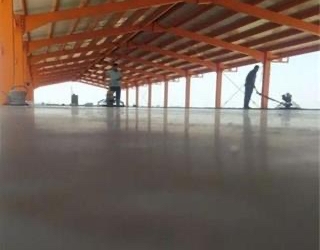 اجرای تخصصی کف سازی اسکرید در شیراز و سایر استان‌ها