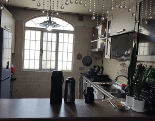 ملک شخصی 3 طبقه دارای یک همکف مسکونی و 2 طبقه مجزا 85 متری زیربنا 275 متر 