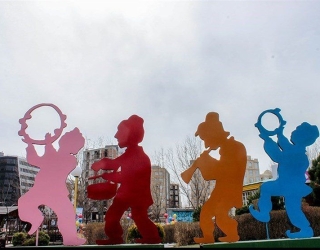 ساخت انواع المان های نوروزی فایبرگلاس