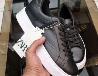 مرکز طراحی و تولید مدلهای کفش فشن و خاص روز دنیا