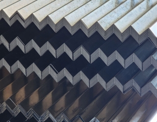 1000077670
