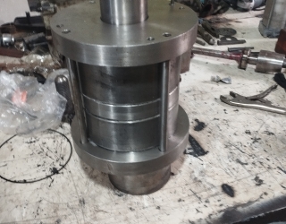 1000001401 تراشکاری و ساخت قطعات صنعتی