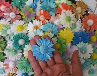 1000169007 شمع دست ساز بابونه