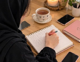 کار درمنزل  برای بانوان 