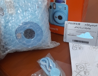 دوربین چاپ فوری فوجی مدل Instax Mini 11