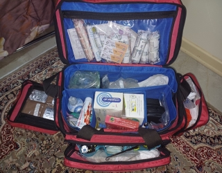 تزریقات و پرستاری و فصد خون در منزل