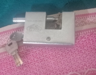 قفل کتابی