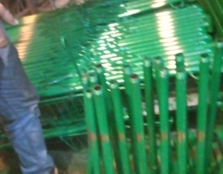 گهواره اهنی فلزی 