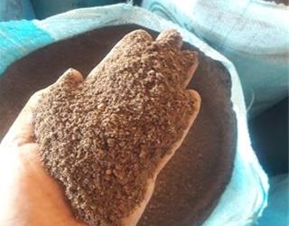 1 پودر هسته خرما-خون-جوجه-گوشت-پر- استخوان و...